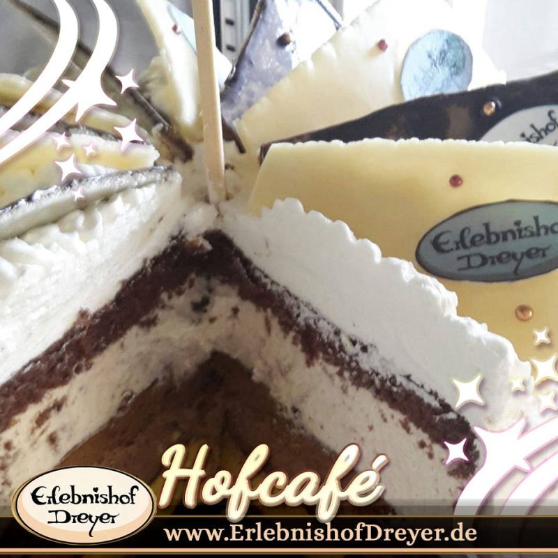 Erlebnishof Dreyer - Hofcafé Torte